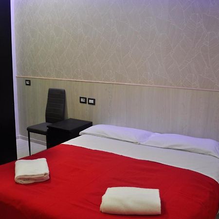 Angela Roma Guest House Экстерьер фото