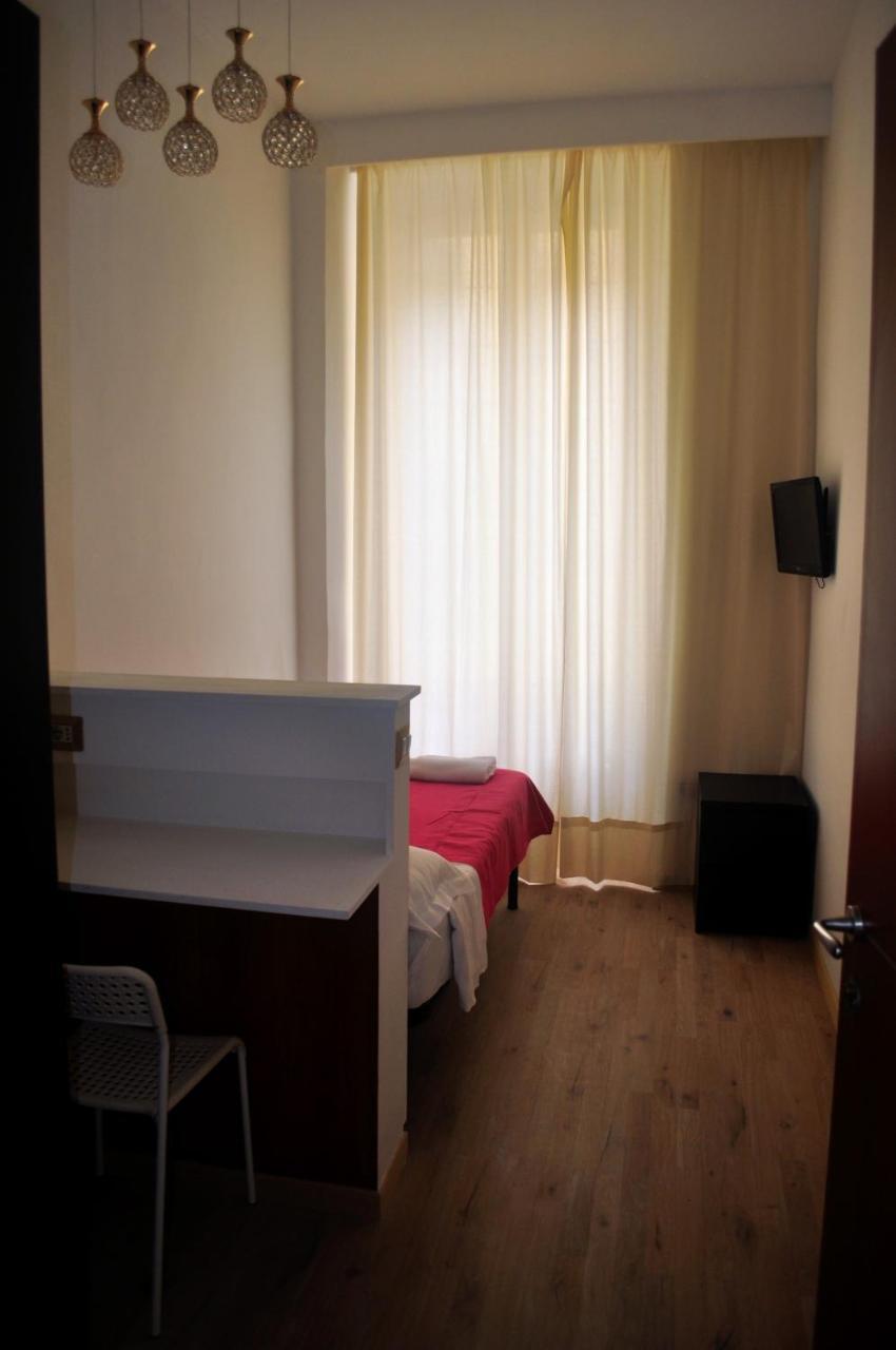 Angela Roma Guest House Экстерьер фото